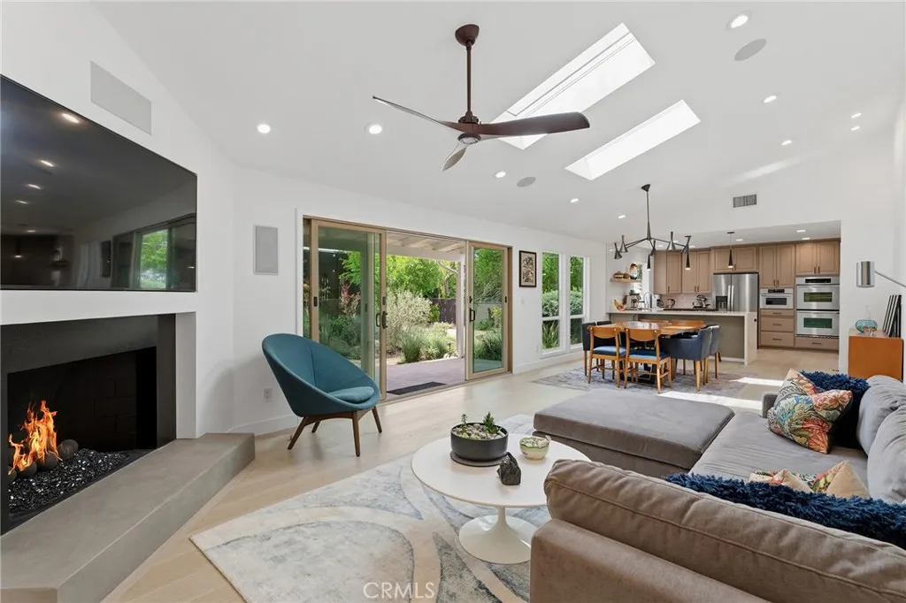 Additional image 65 of 5319 Penfield Avenue, Woodland Hills, CA 91364