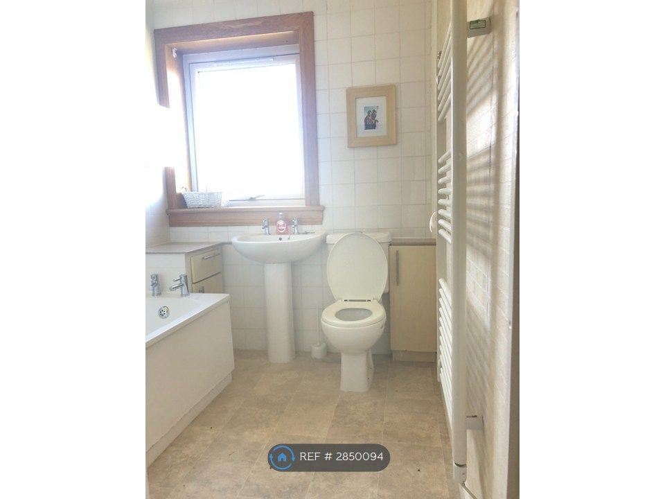 Additional image 10 of Room to rentAll Inclusive Fernieside Avenue, Edinburgh EH17