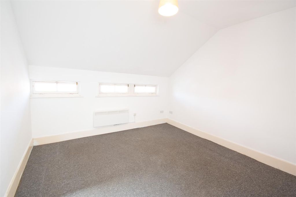 Additional image 25 of 2 bed flat to rentDock View Road, Barry CF63
