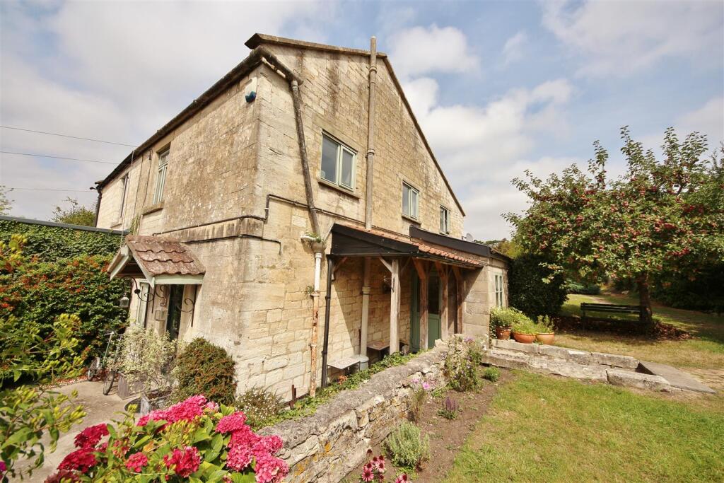 Trowbridge Road, Bradford-On-Avon