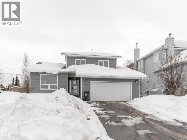 6 DANIELS COURT