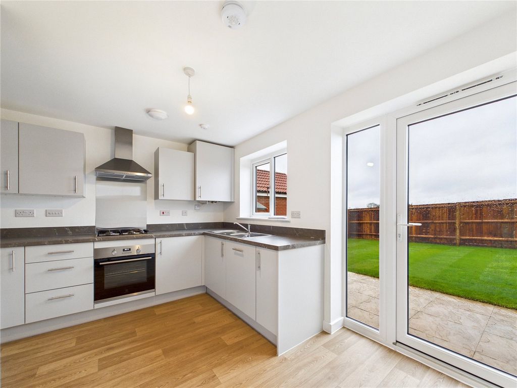 Additional image 4 of 3 bed semi-detached house to rentKestrel Drive, Leiston, Suffolk IP16