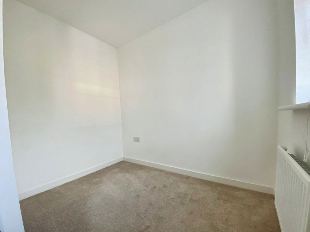 Additional image 6 of 3 bed property to rentFfordd Cadfan, Bridgend CF31