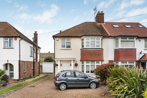 Carterhatch Lane, Enfield EN1