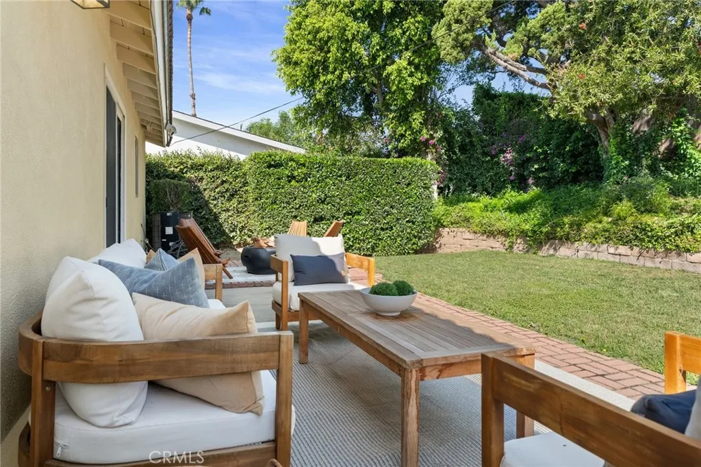 Additional image 60 of 20631 Romar St, Chatsworth, CA 91311