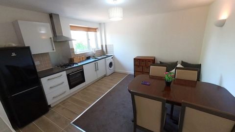 A Hathersage Road, Manchester M13