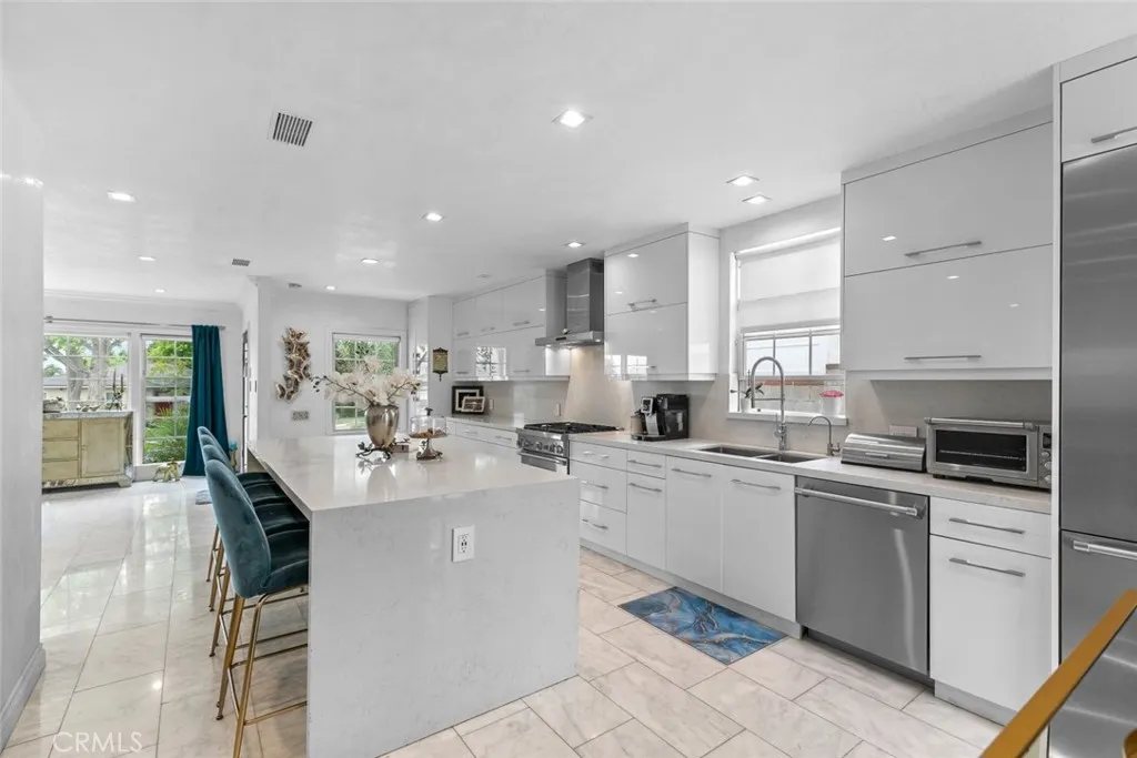 Additional image 58 of 2640 N Keystone Street, Burbank, CA 91504