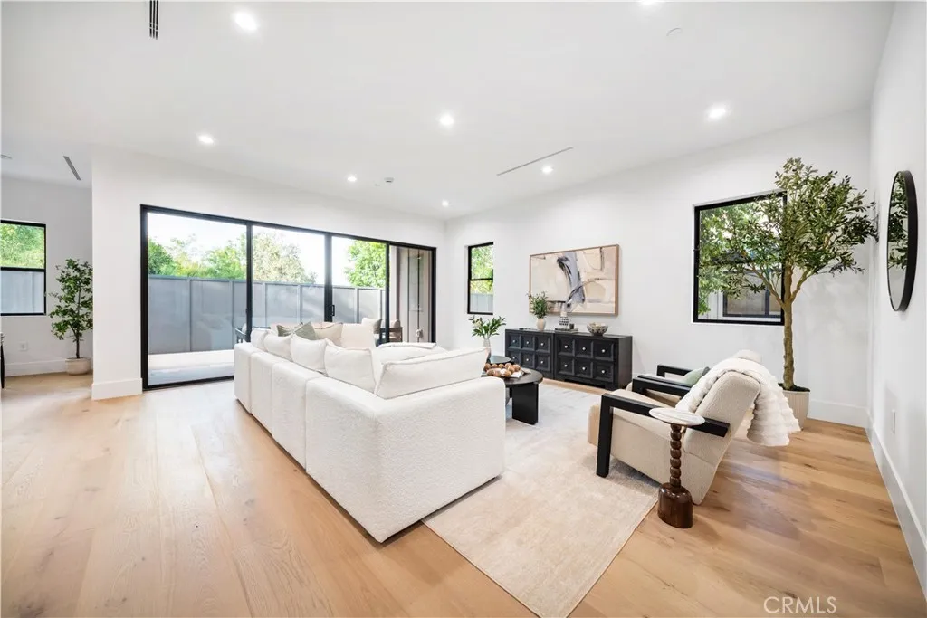 Additional image 89 of 5623 Oso Ave, Woodland Hills, CA 91367
