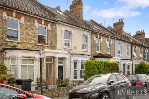 Cheshire Road, Bowes Park N22