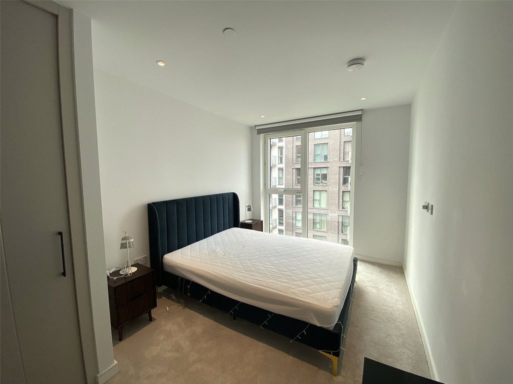 Additional image 4 of 1 bed property to rentIris House, Southall UB1