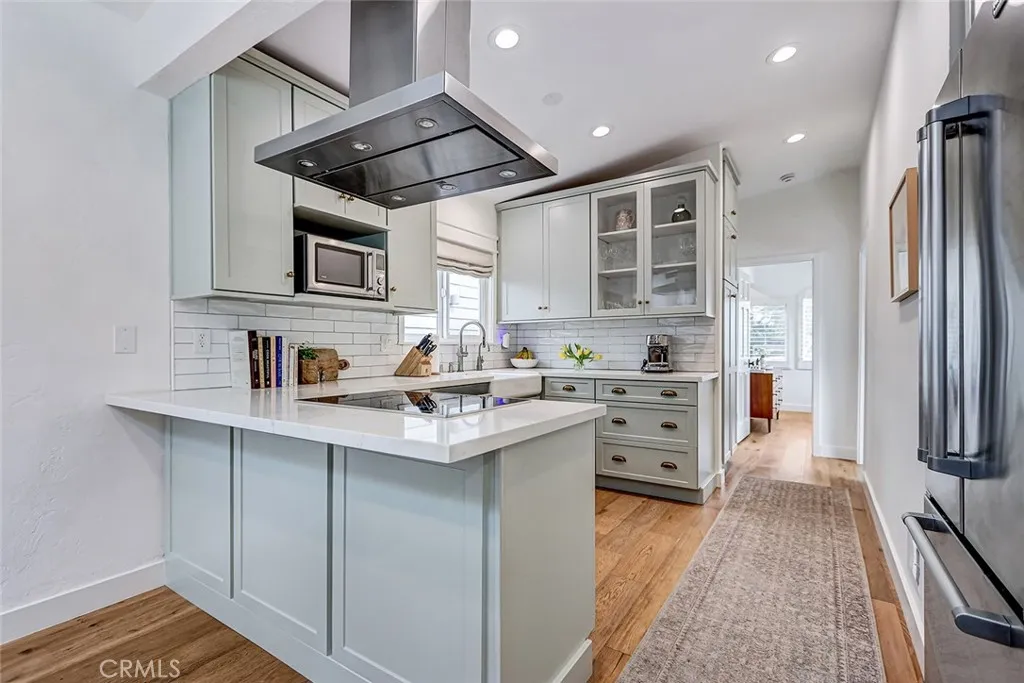Additional image 12 of 3211 N Valley Dr, Manhattan Beach, CA 90266