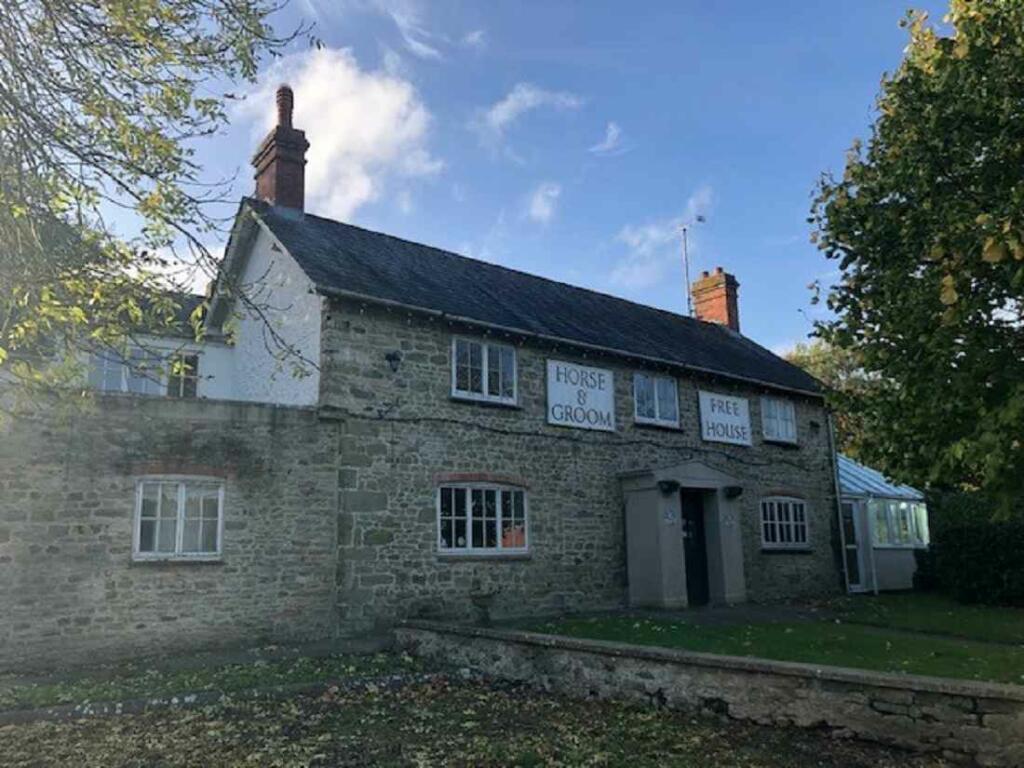 W-420540 - Horse & Groom , East Woodlands, Frome BA11 5LY