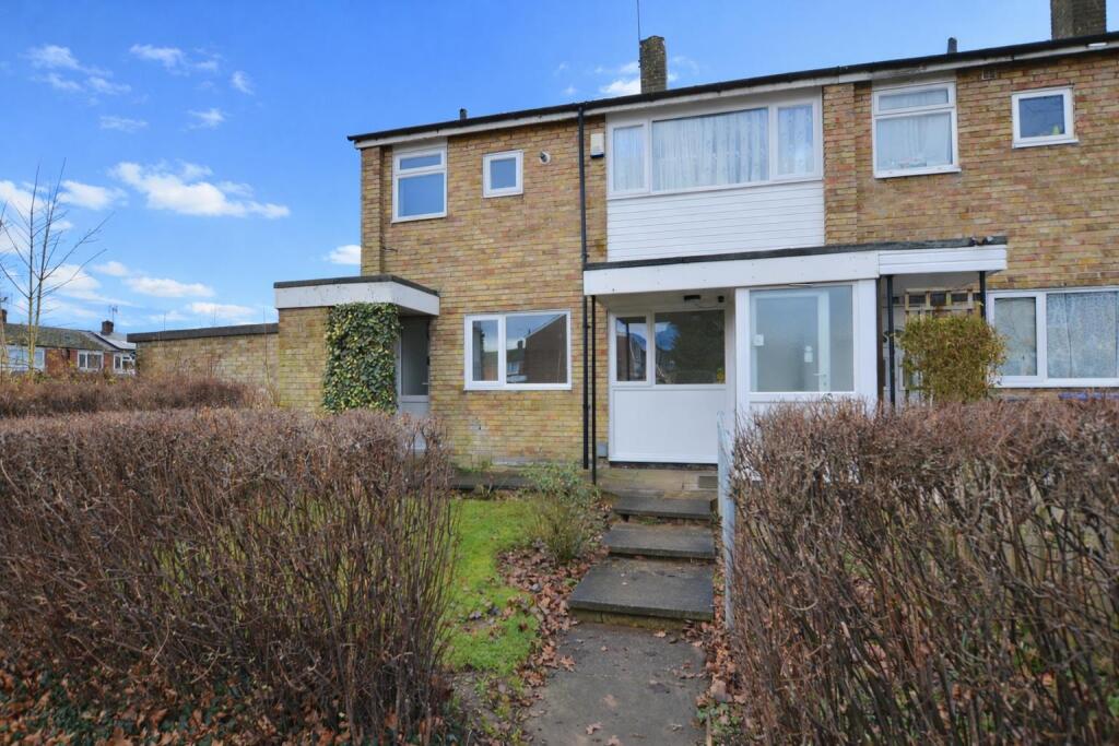Dove Court, Hatfield