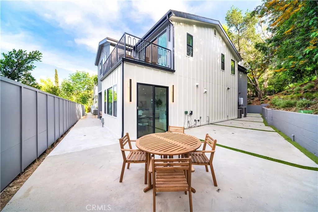 Additional image 146 of 5623 Oso Ave, Woodland Hills, CA 91367
