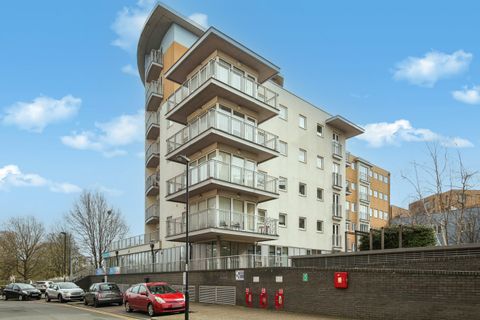 Whitestone Way, Croydon CR0