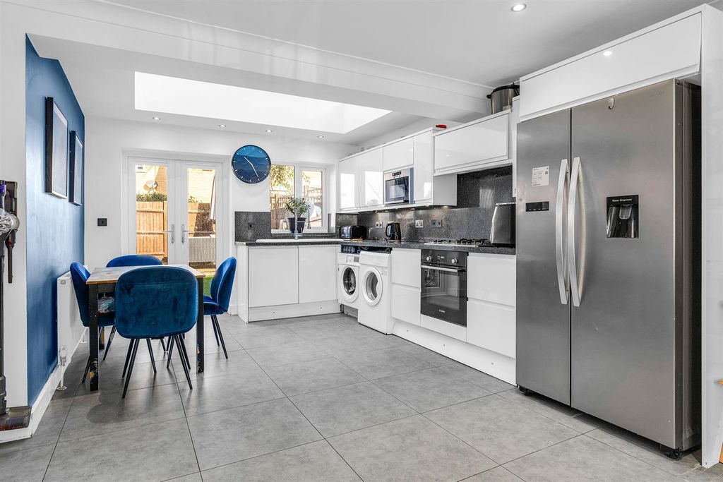 Additional image 2 of 3 bed terraced house for saleThe Briars, Hertford SG13