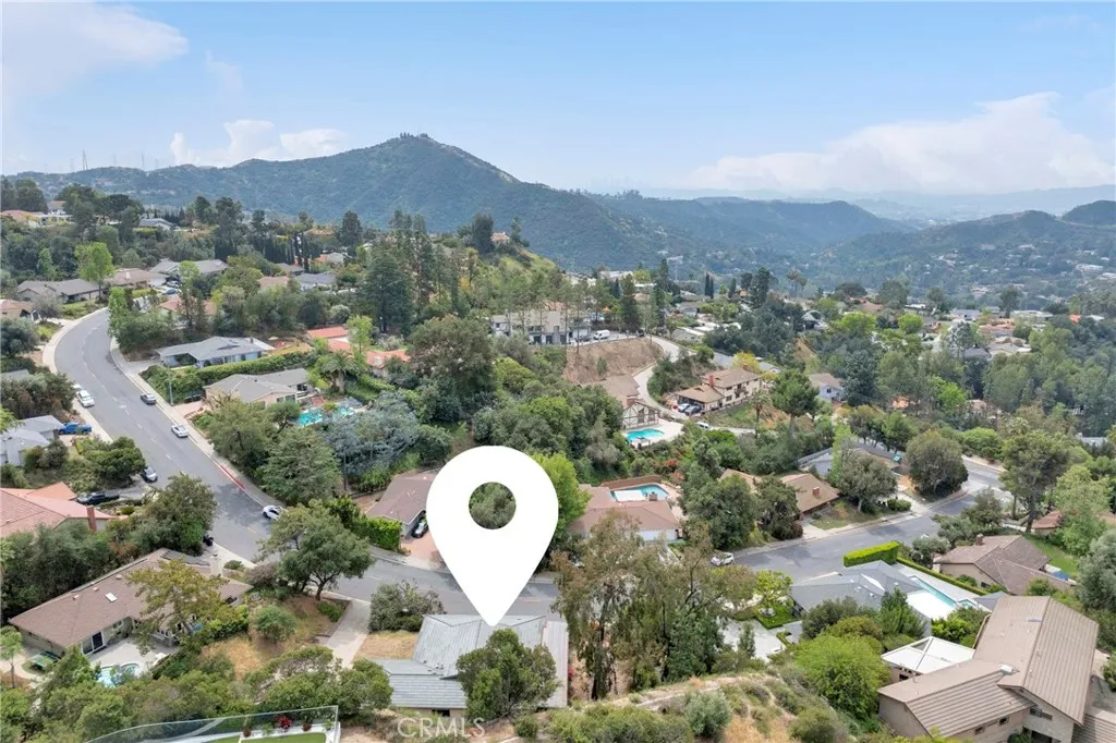 Additional image 120 of 3737 San Augustine Dr, Glendale, CA 91206