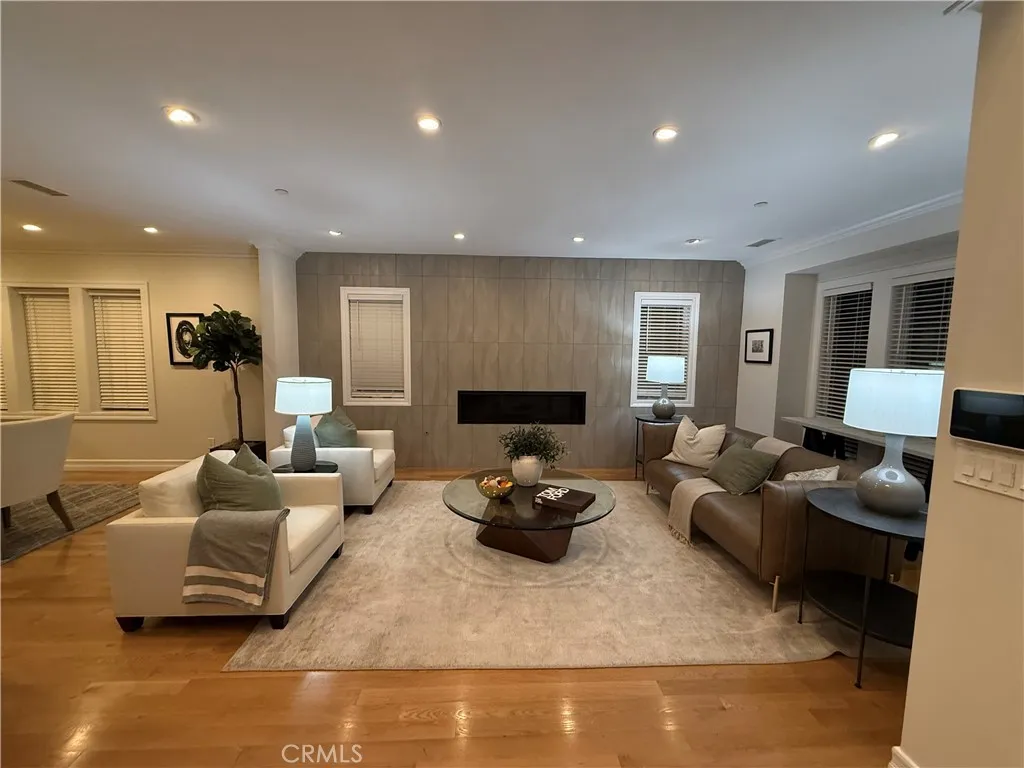 Additional image 8 of 742 N Detroit Street, Los Angeles, CA 90046