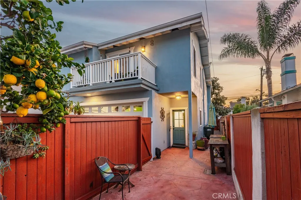 Additional image 44 of 420 S Broadway Unit A, Redondo Beach, CA 90277