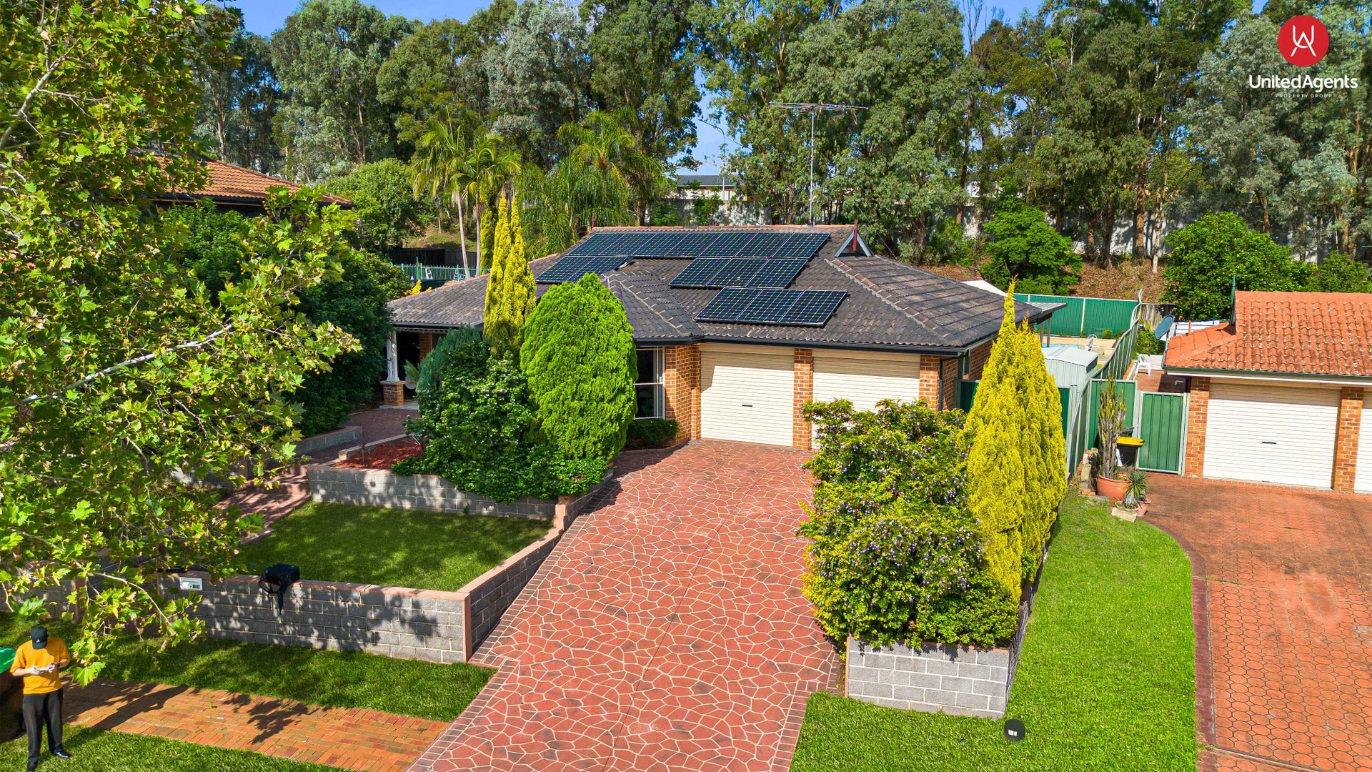 105 Edinburgh Circuit, Cecil Hills NSW 2171