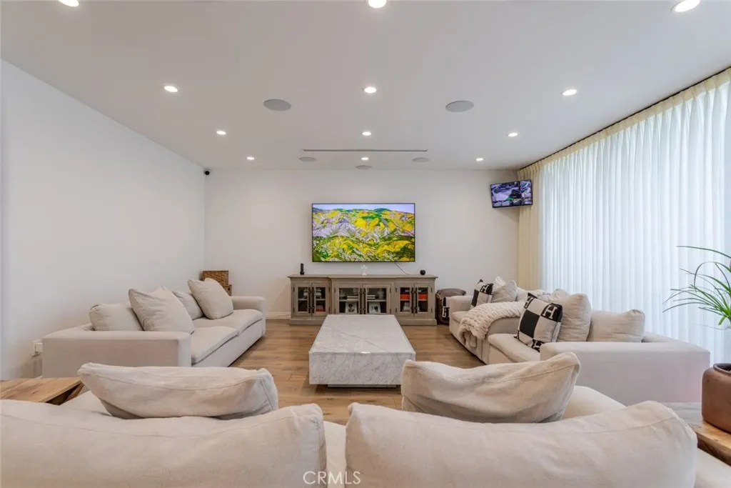 Additional image 71 of 5949 Rhodes Avenue, Valley Village, CA 91607