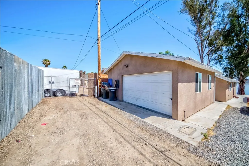 32983 Garner Rd, Lake Elsinore, CA 92530