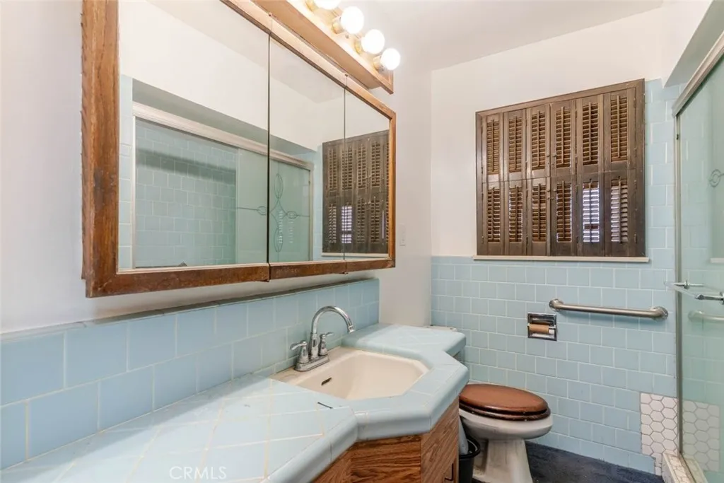 Additional image 35 of 722 E 6th Street, Ontario, CA 91764