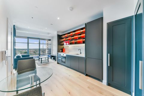 Defoe House, London City Island, London E14, Studio to rent