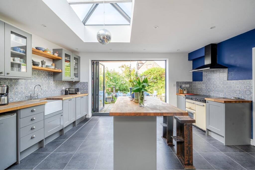 High Street, Chapmanslade, Chapmanslade, BA13