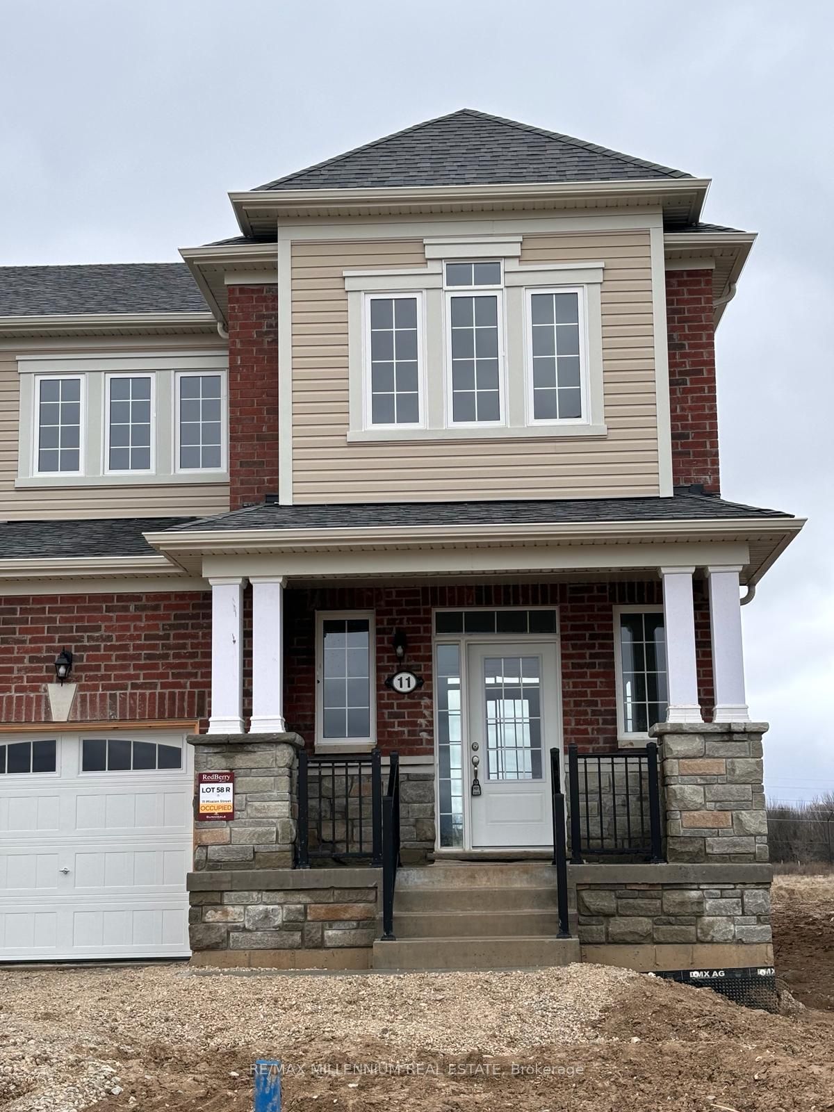 11 Mission Street, Wasaga Beach, ON, L0M 1S0