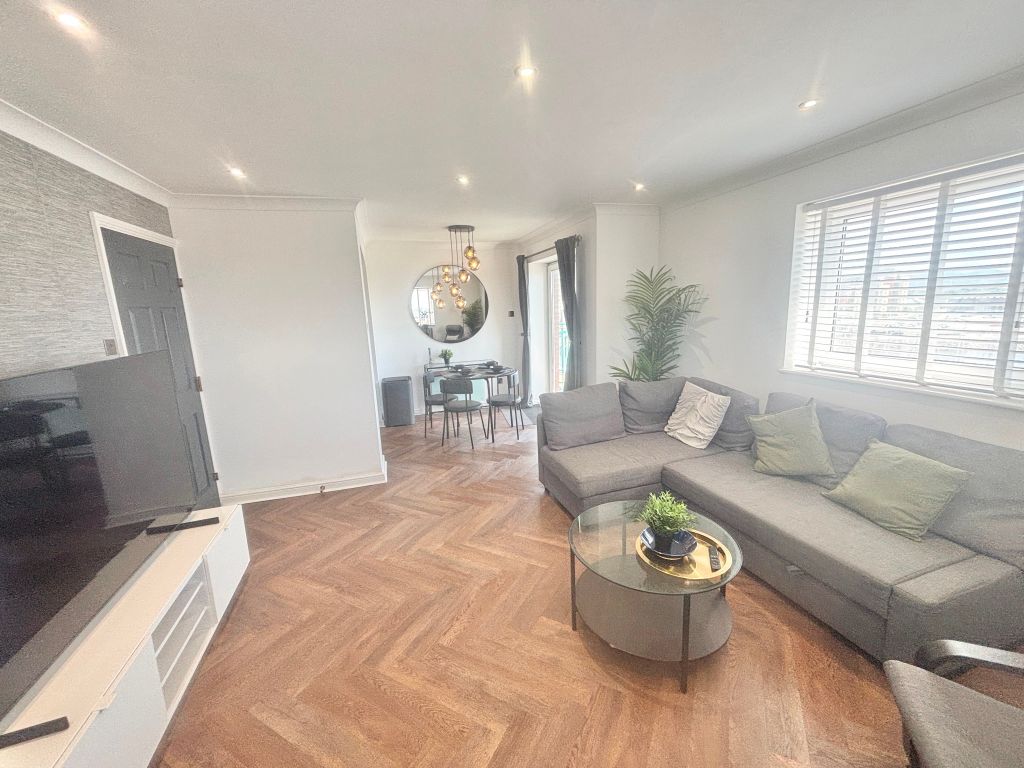 Additional image 3 of 2 bed flat to rentPocketts Wharf, Maritime Quarter, Swansea SA1