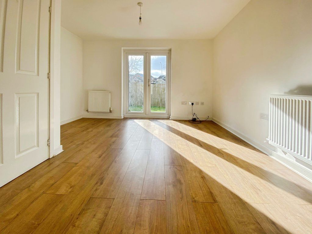 Additional image 3 of 3 bed property to rentFfordd Cadfan, Bridgend CF31