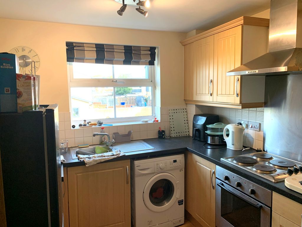 Additional image 3 of 2 bed flat for saleEtruria Court, Etruria, Stoke-On-Trent ST1
