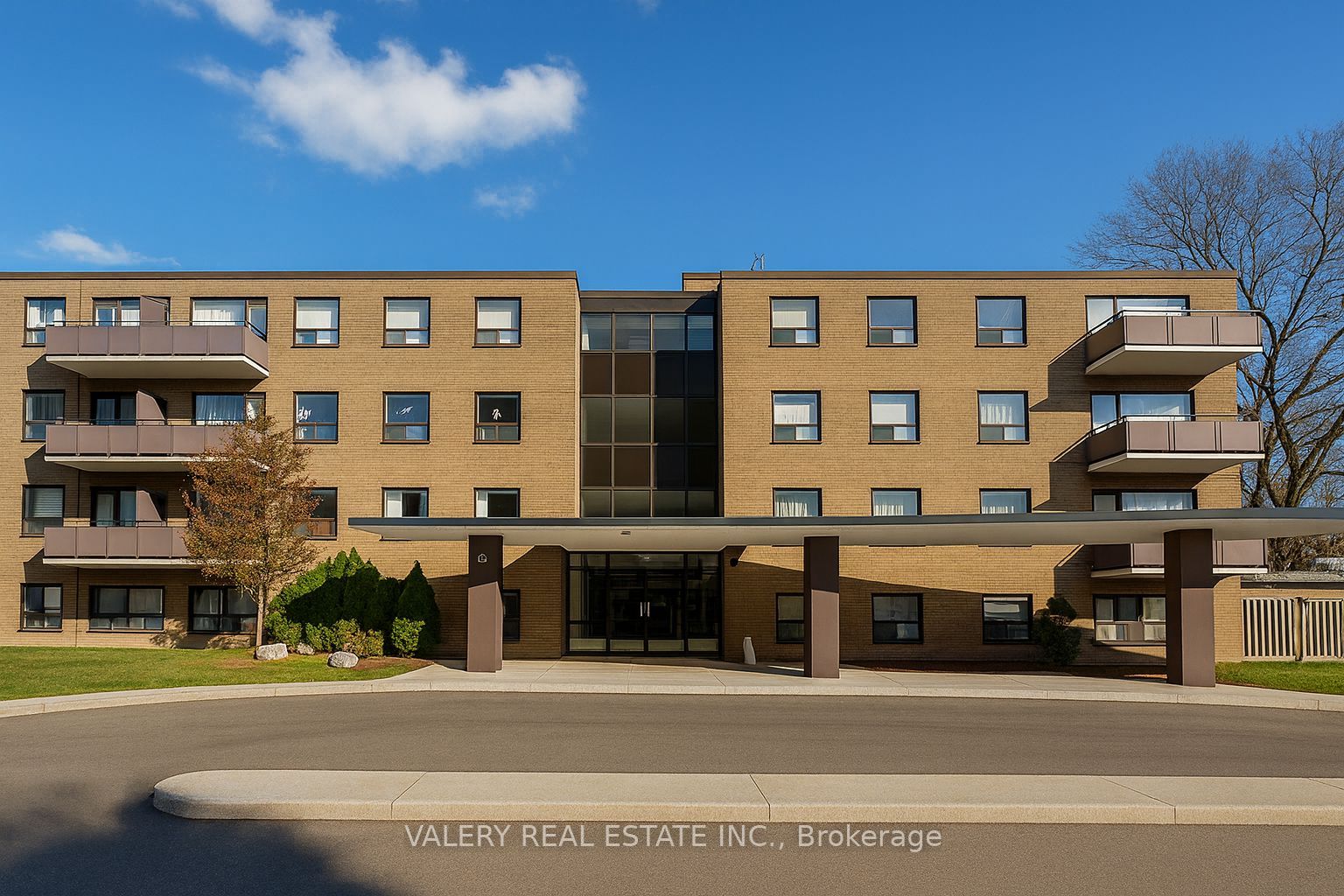 216-1002 Lawrence Avenue E, Toronto, ON, M3C 1R4