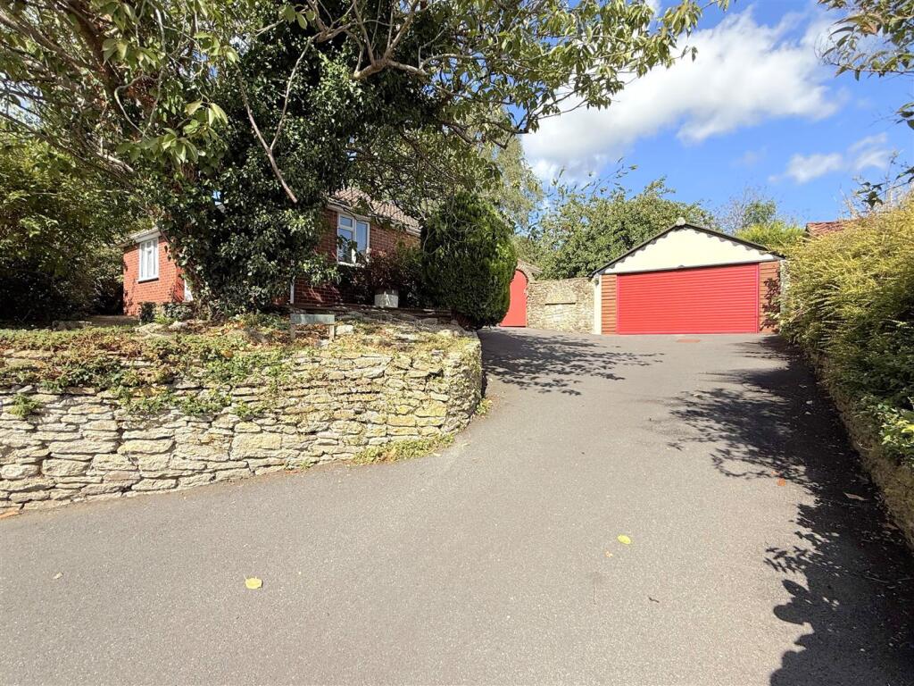 High Street, Buckland Dinham