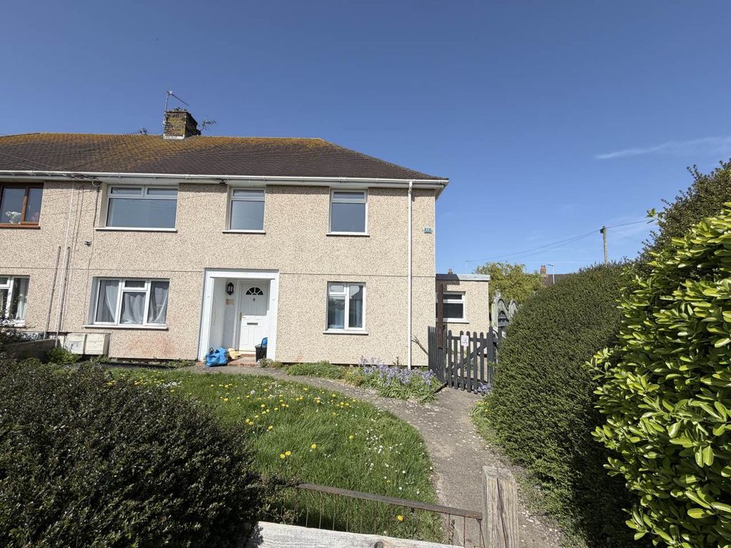 Additional image 3 of 2 bed maisonette to rentCastle Road, Rhoose, Vale Of Glamorgan CF62