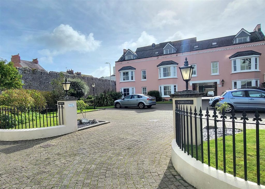 Additional image 17 of 2 bed flat for saleWimbledon Court, Tenby SA70