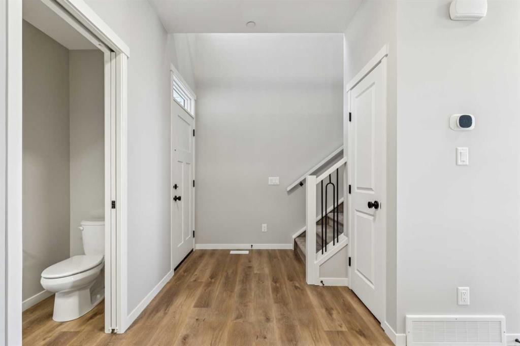 Additional image 3 of 338 Hotchkiss Manor SE, Calgary, AB, T3S 0J9