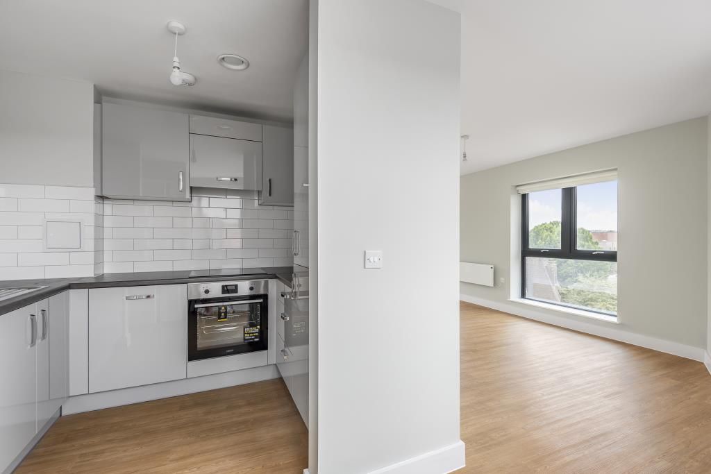 Additional image 5 of 2 bed flat to rentNewbury, Berkshire RG14