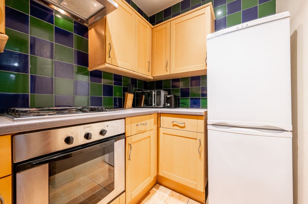 Additional image 9 of 2 bed flat to rentAirlie Street, Glasgow, Glasgow G12
