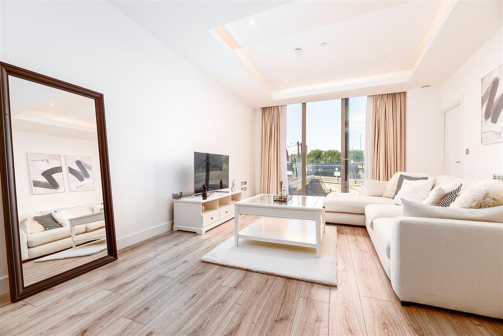 Additional image 4 of 1 bed flat for saleThe Waterside Apartments, West Bridgford NG2