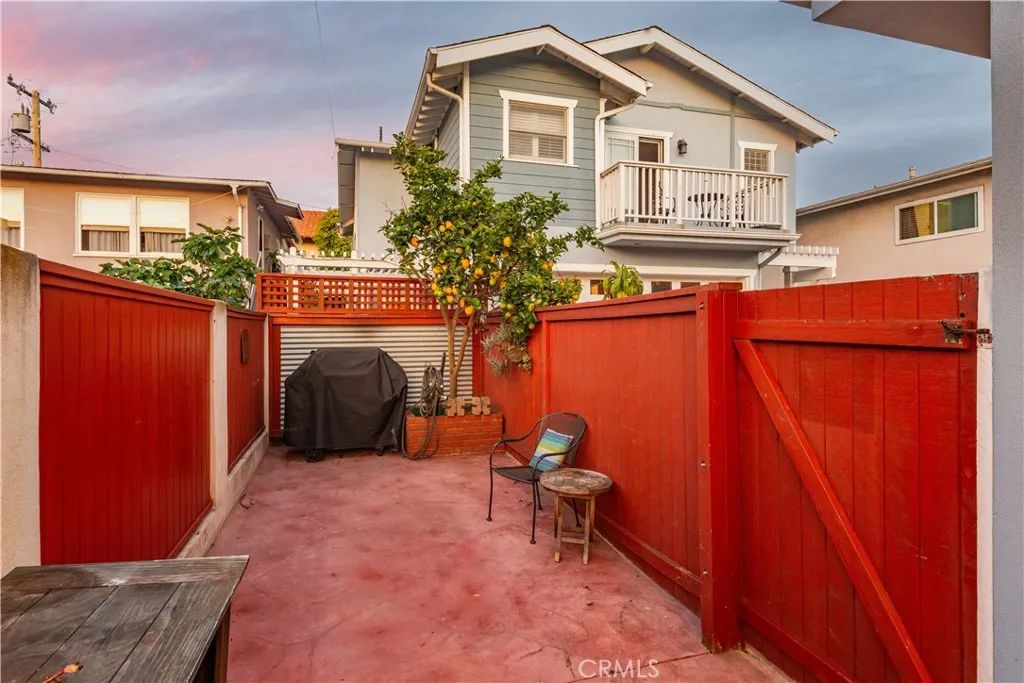 Additional image 27 of 420 S Broadway Unit A, Redondo Beach, CA 90277