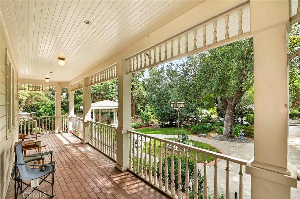 Additional image 101 of 465 W Highland Avenue, Sierra Madre, CA 91024