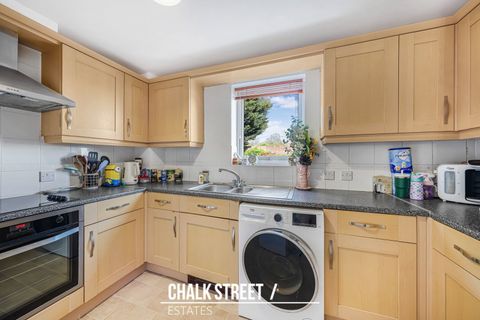 Warwick Close, Hornchurch RM11