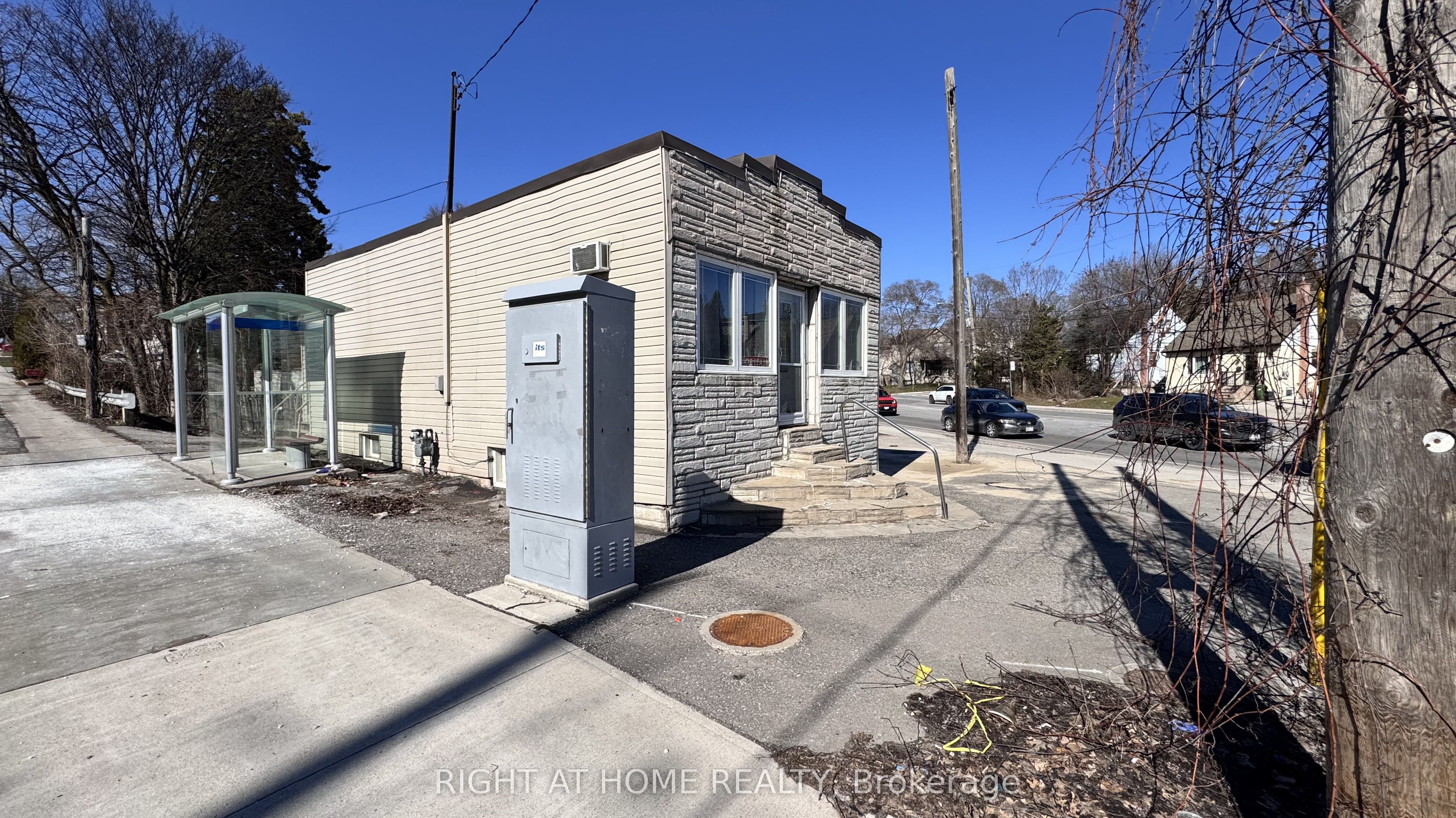 Unit 1-Unit 1, 104 Danforth Road N, Toronto, ON, M1L 3W7 photo 3