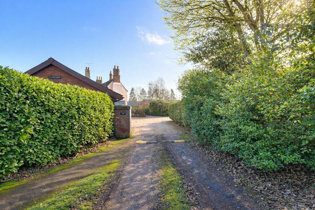 Additional image 24 of 2 bed end terrace house for saleDunkirks Mews, Hertford SG13