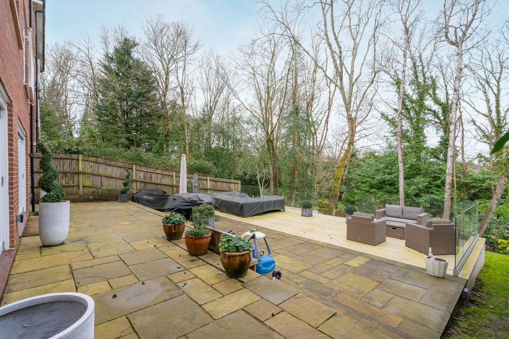 Additional image 17 of 5 bed detached house to rentSunningdale Heights, Sunningdale SL5