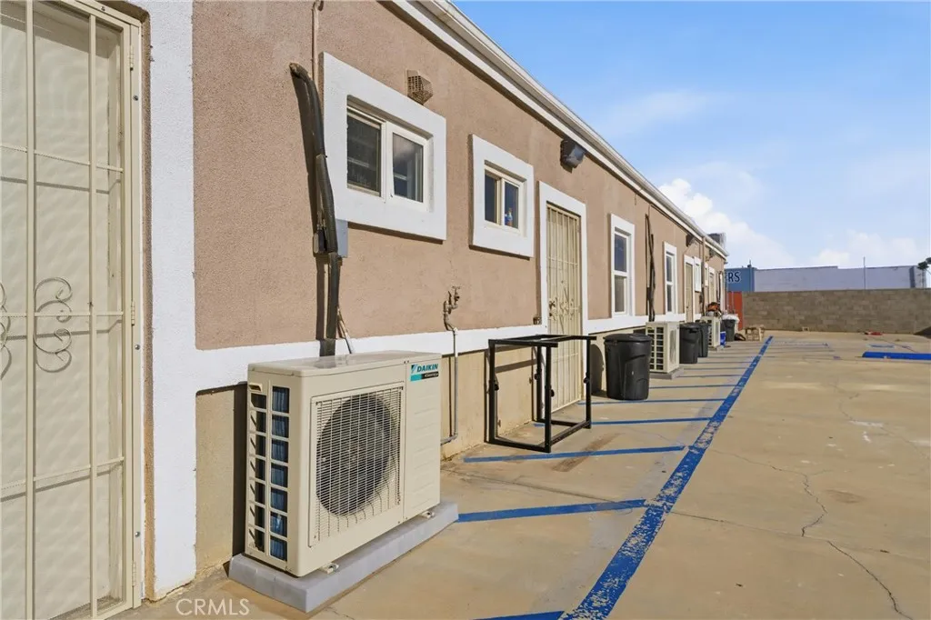 Additional image 5 of 38262 6th St E, Palmdale, CA 93550