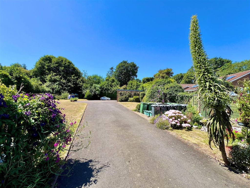 Additional image 13 of 2 bed flat for saleFreshwater, Isle Of Wight PO40