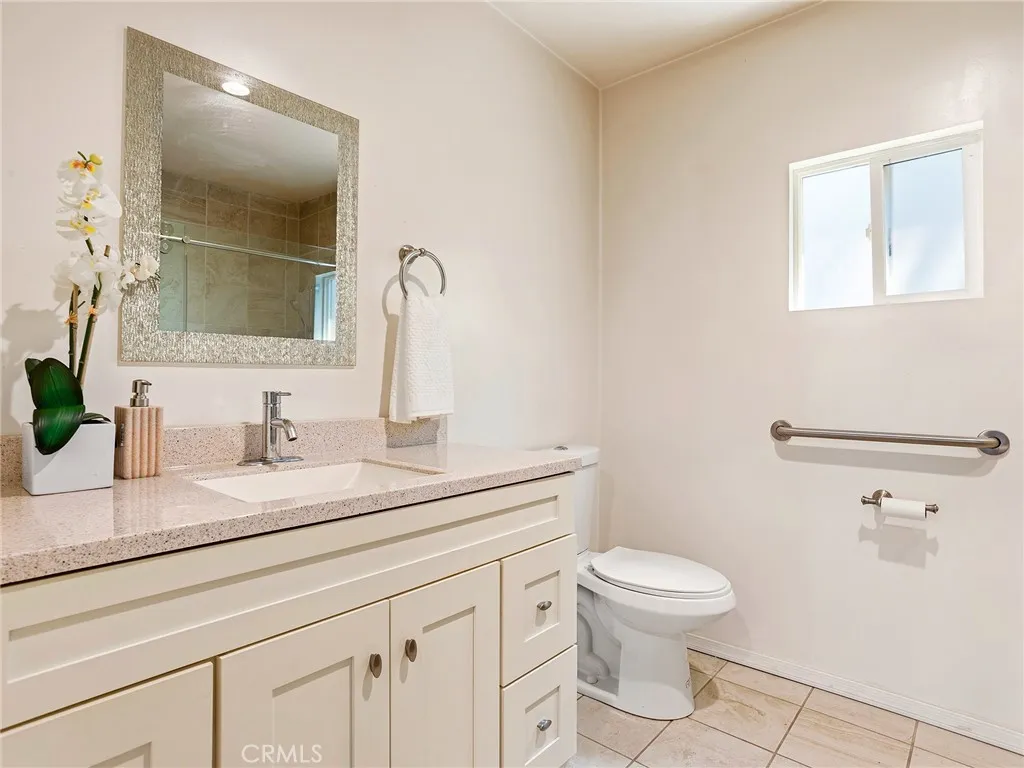 Additional image 128 of 1825 Altivo Way, Echo Park, CA 90026